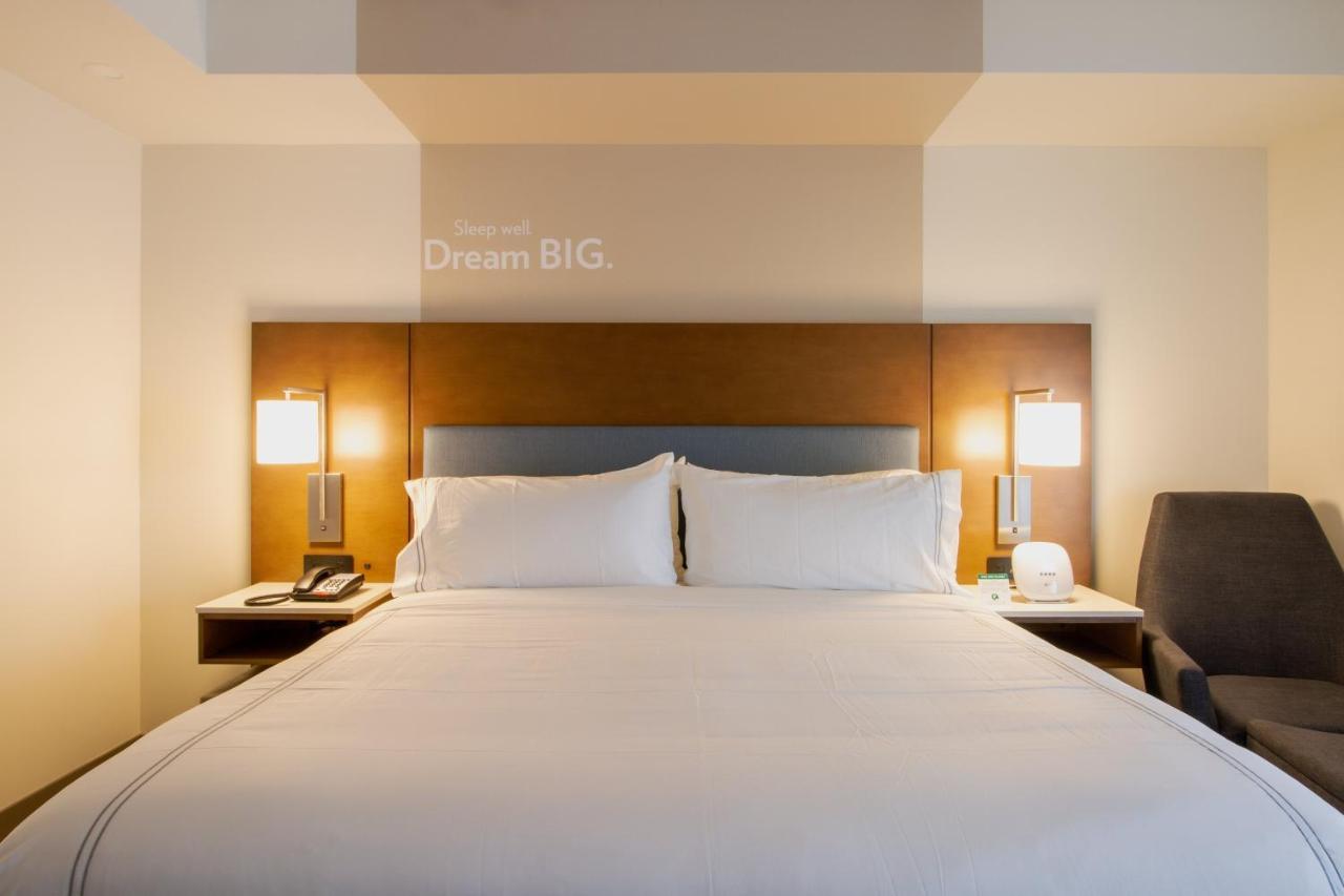 Even Hotel Manchester Airport By Ihg Exterior photo