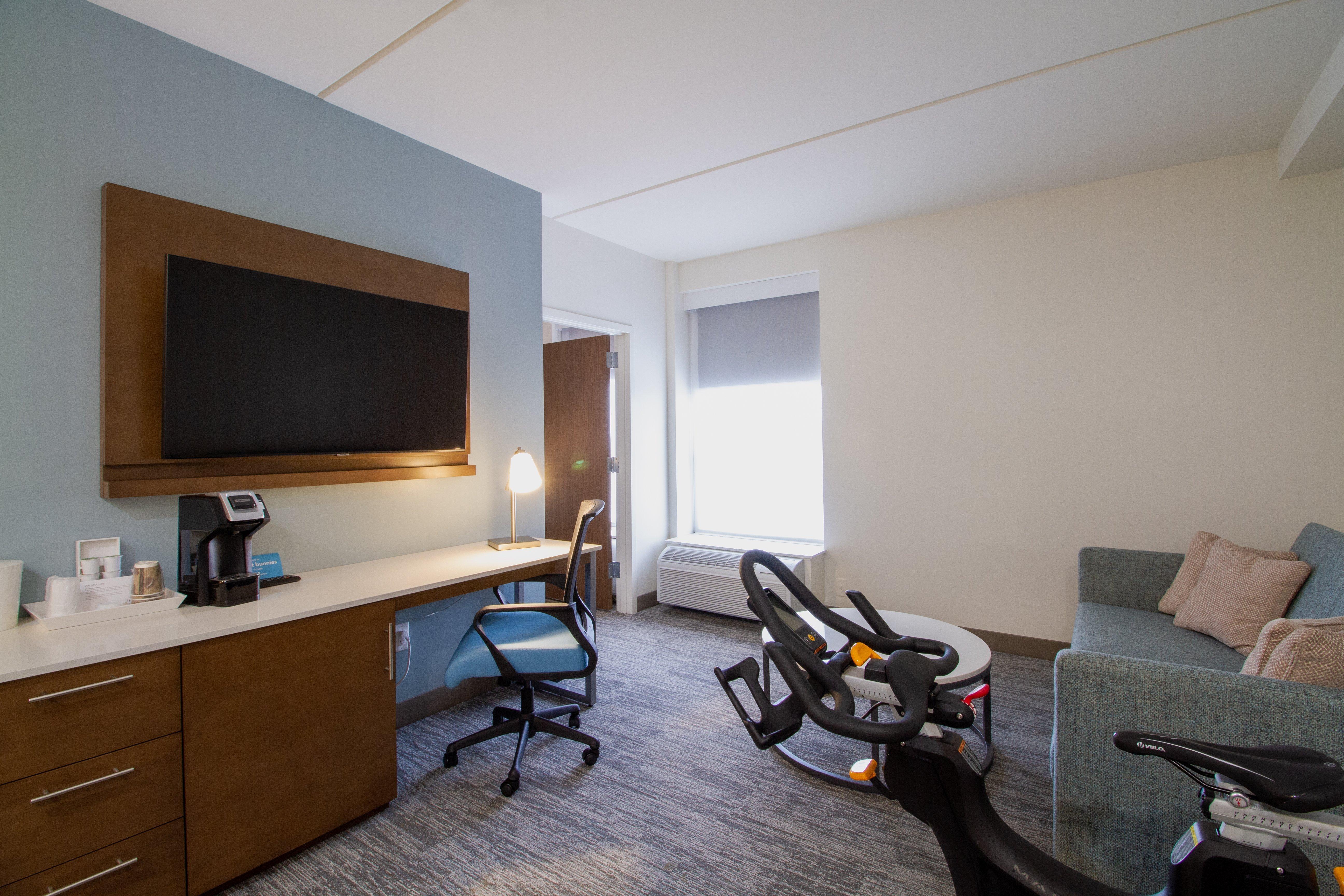 Even Hotel Manchester Airport By Ihg Exterior photo